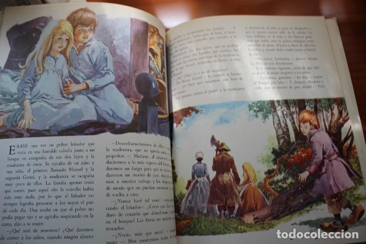 Libros de segunda mano: Cuatro cuentos de Grimm. Editorial Timun Mas. 1976. - Foto 6