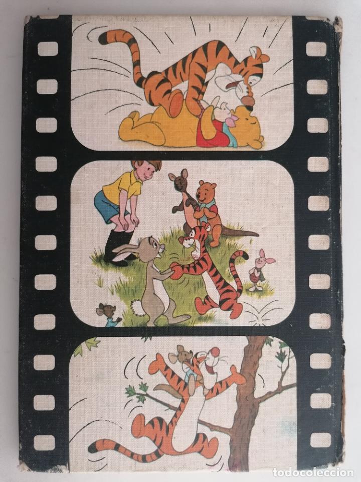Libros de segunda mano: WALT DISNEY PRESENTA WINNIE PUH Y TIGGER SE DIVIERTEN - Foto 2