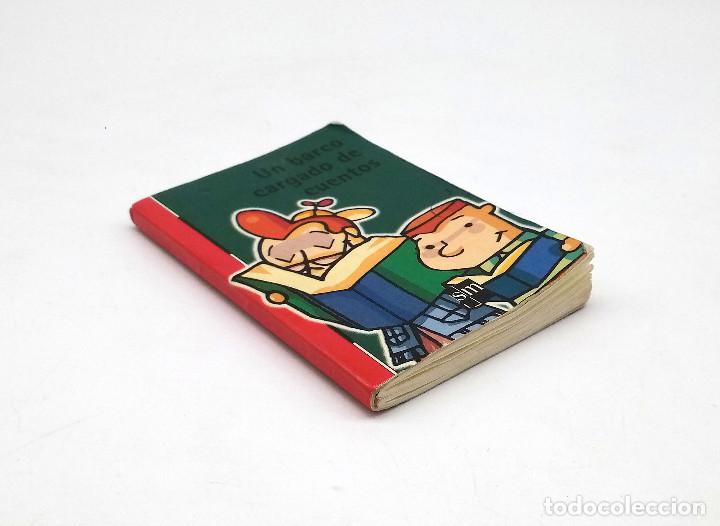 Libros de segunda mano: Mini libro Un barco cargado de cuentos - Ediciones SM - Foto 2