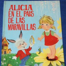 Libros de segunda mano: ALICIA EN EL PAIS DE LAS MARAVILLAS - LEWIS CARROLL - EDITORIAL FERMA (1966). Lote 361815240
