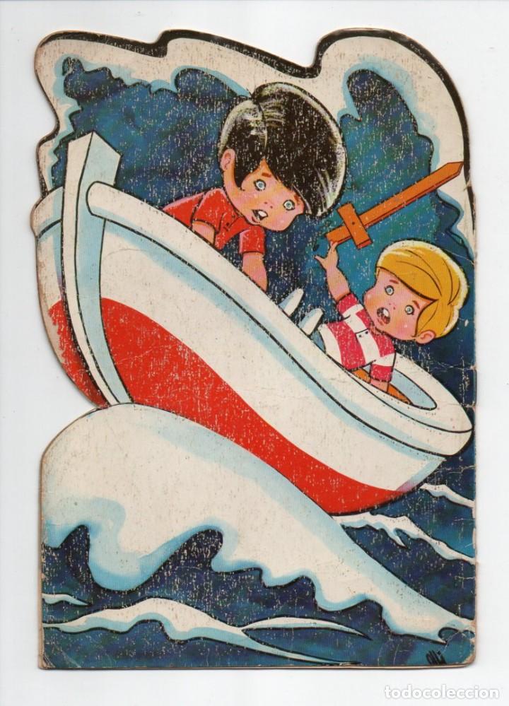 Libros de segunda mano: CUENTO TROQUELADO, DOS PILLETES. EDITORIAL FENIX 1969 - Foto 2