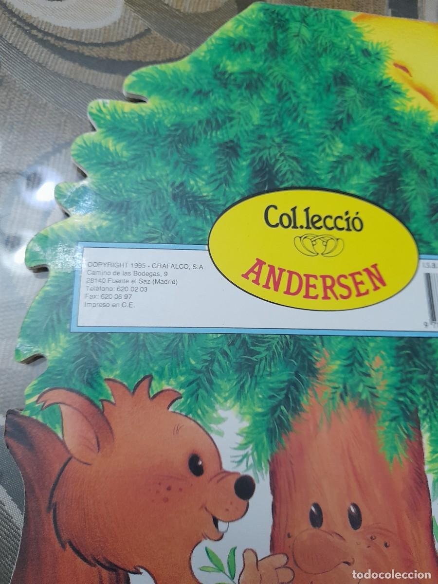 Libros de segunda mano: Libro en catal&aacute;n troquelado cuento editorial Andersen El jove avet - Foto 2