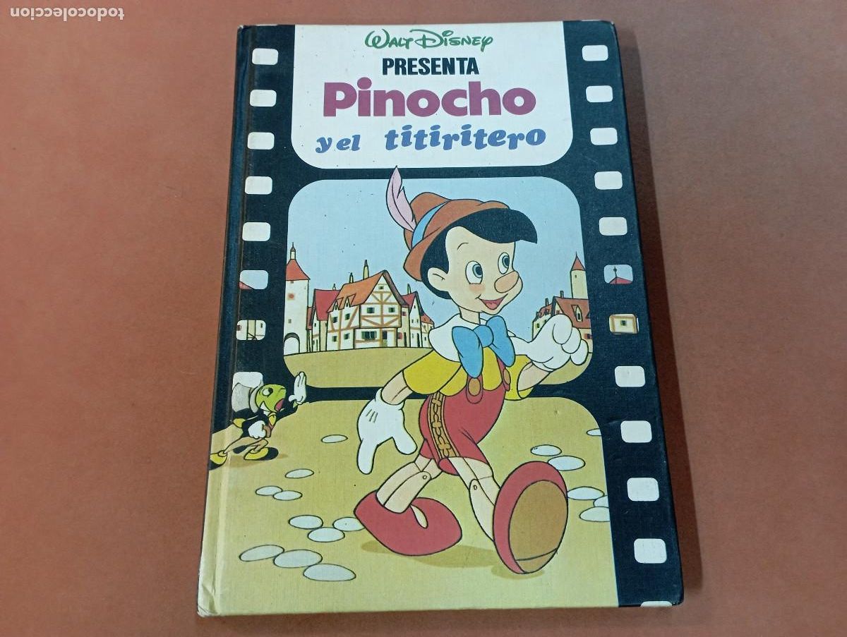 Libros de segunda mano: Walt Disney presenta pinocho y el titiritero - Foto 1