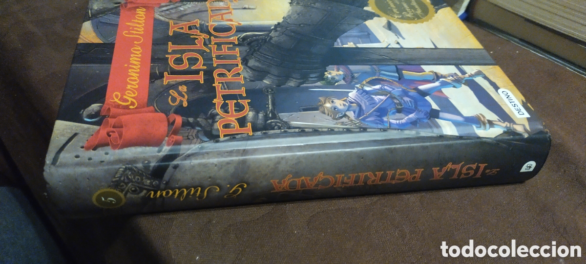 Libros de segunda mano: La isla petrificado Jer&oacute;nimo Stilton 5 - Foto 2