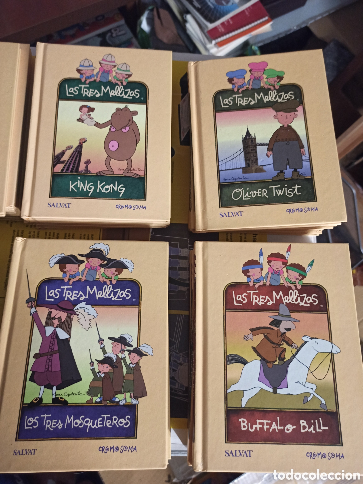 Libros de segunda mano: Colecci&oacute;n Las tres mellizas 25 tomos - Foto 2