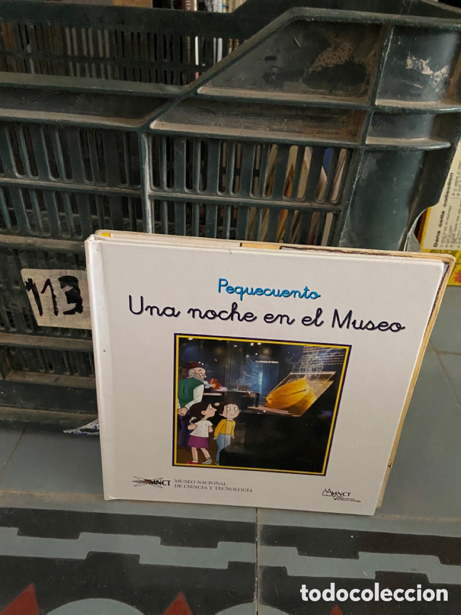 Libri di seconda mano: Caja113 Pequecuento Una noche en el Musco