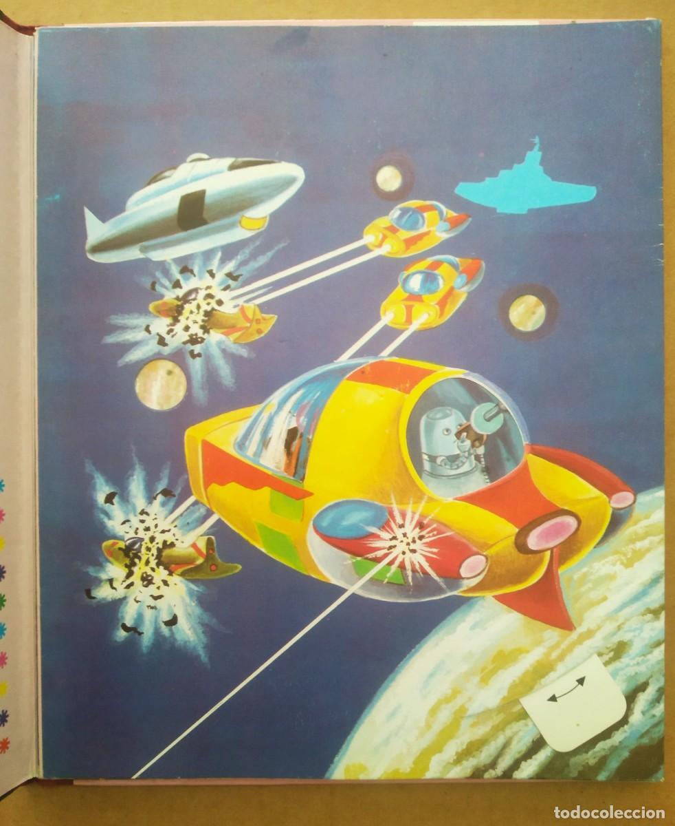 Libros de segunda mano: Libro M&oacute;vil: &iexcl;Los Gal&aacute;cticos! (Roma, 1984). - Foto 3