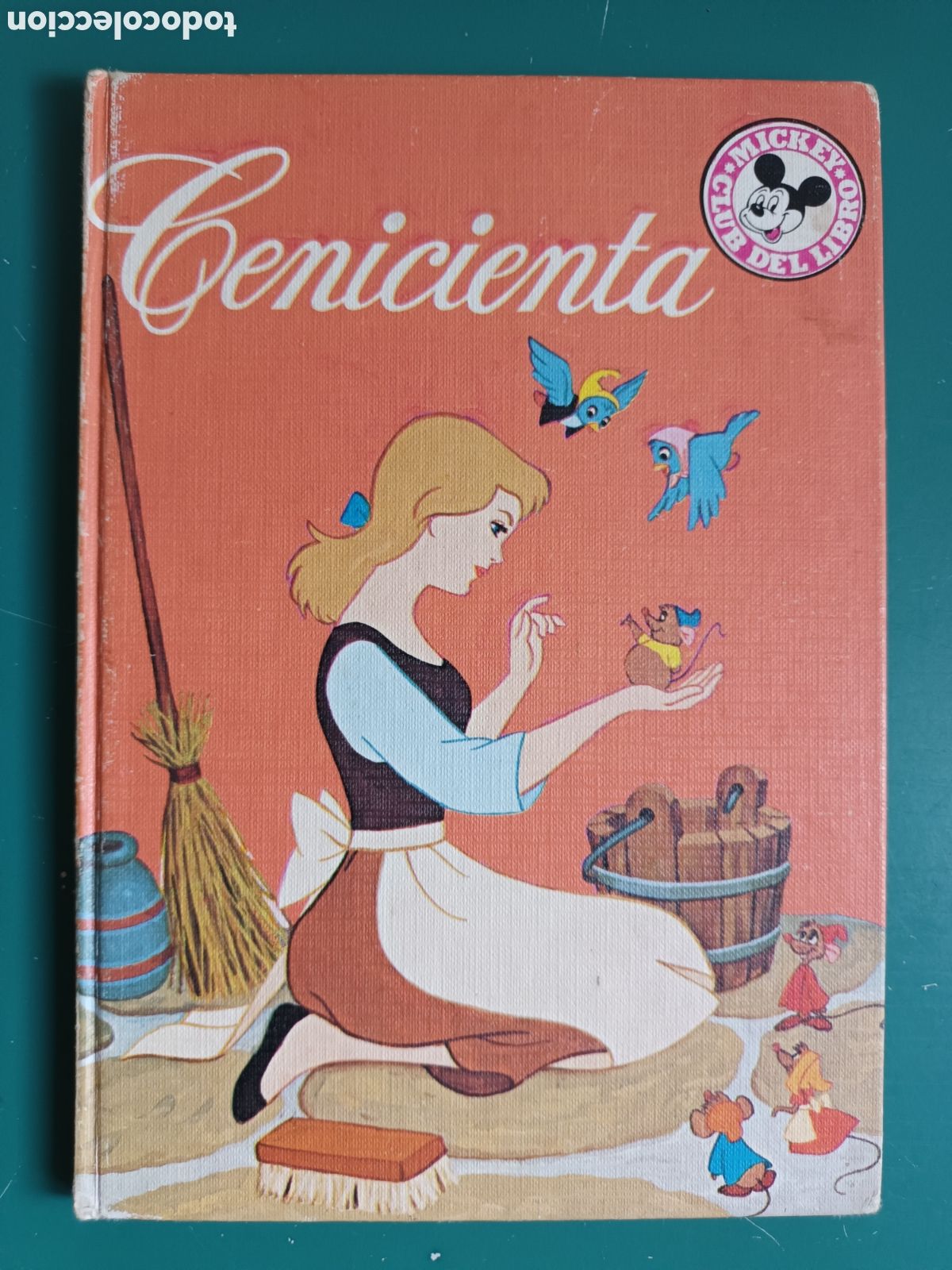 Libros de segunda mano: La Cenicienta. Club del libro. Mickey. Disney 1983 - Foto 1