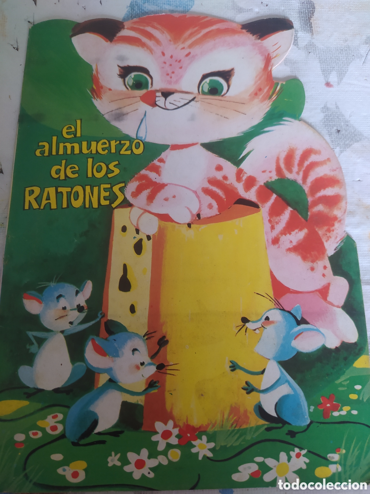 Libros de segunda mano: CUENTO TROQUELADO - EL ALMUERZO DE LOS RATONES, N&ordm; 20 - COLECCION OSITO ALEGRE - A&Ntilde;O 1969. PESO 50 G