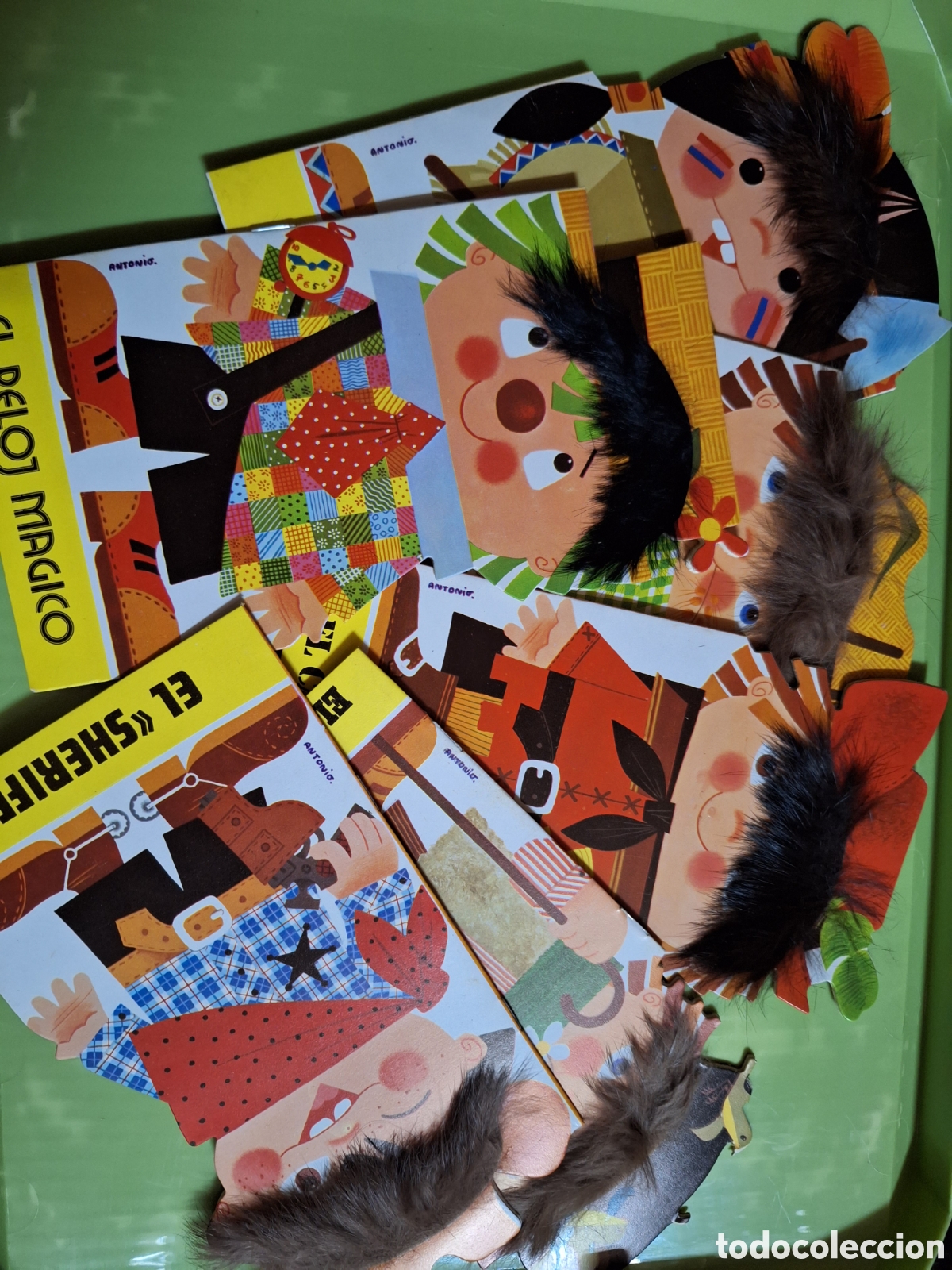 Libros de segunda mano: 6 CUENTOS TROQUELADOS CON PELO. COLECCIIN PAYASIN. COMPLETA