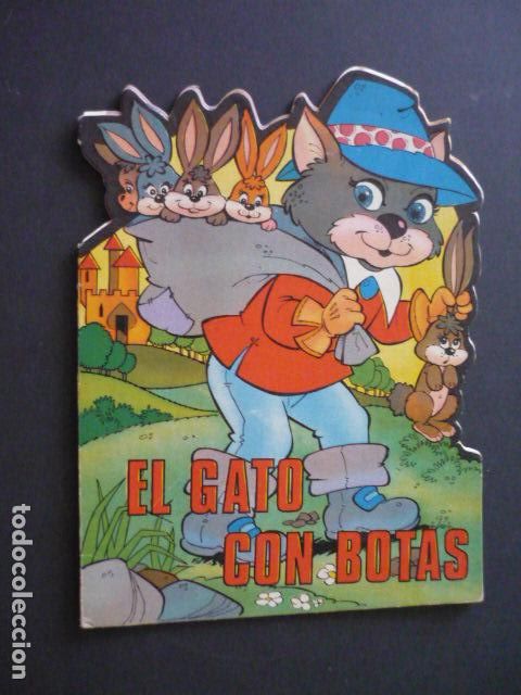 Libros de segunda mano: EL GATO CON BOTAS CUENTO TROQUELADO EDICIONES PETRONIO 1967 - Foto 1