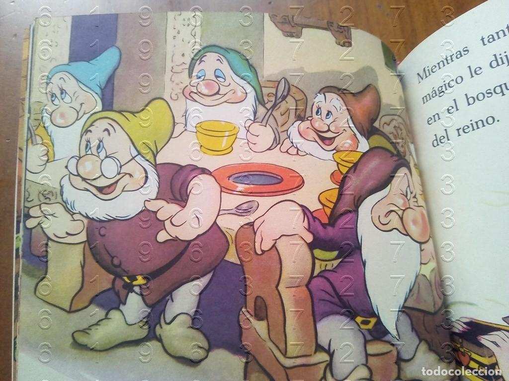 Libros de segunda mano: BLANCA NIEVES WALT DISNEY PEQUE&Ntilde;O LIBRO DORADO EDIGRAF U8