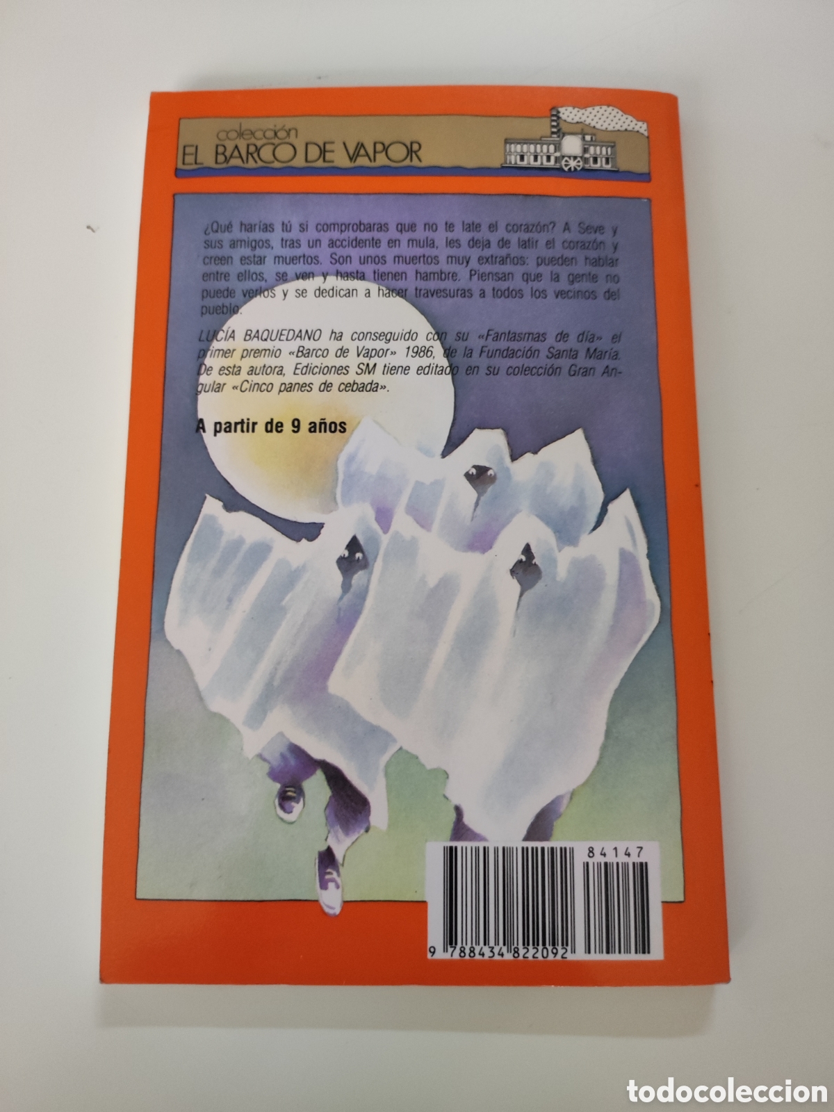 Libros de segunda mano: FANTASMAS DE DIA - Lucia Bquedano - Foto 2