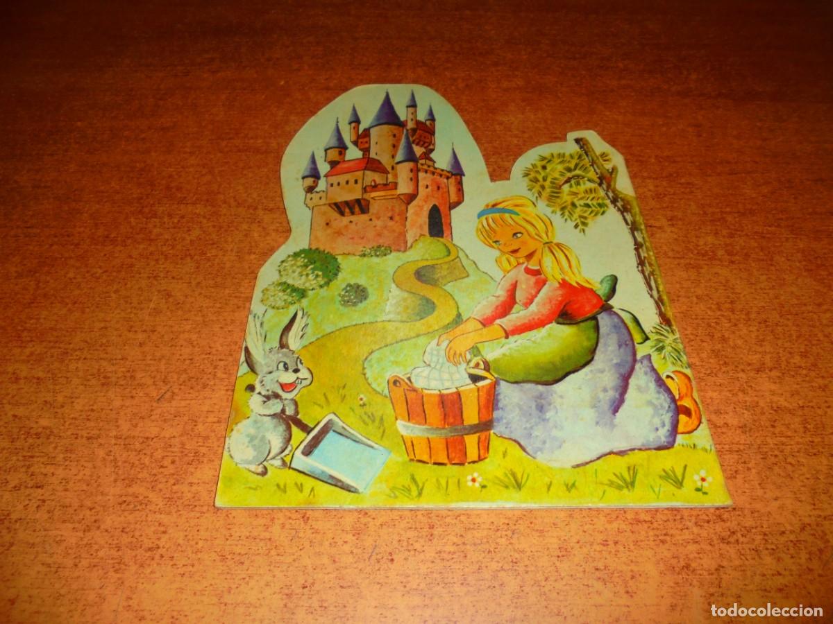 Libros de segunda mano: CUENTO TROQUELADO A&Ntilde;O 1968 EDITORIAL FENIX: LA CENICIENTA - Foto 4