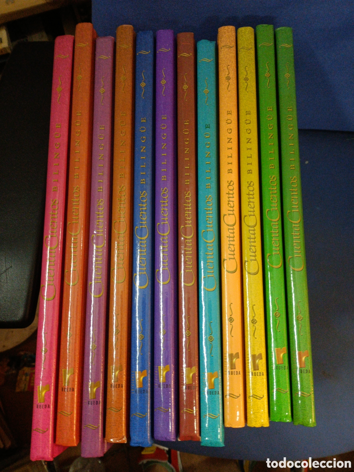 Libros de segunda mano: CUENTACUENTOS BILING&Uuml;E. ESPA&Ntilde;OL-INGLES. 12 VOL. RUEDA, 2007 - Foto 3