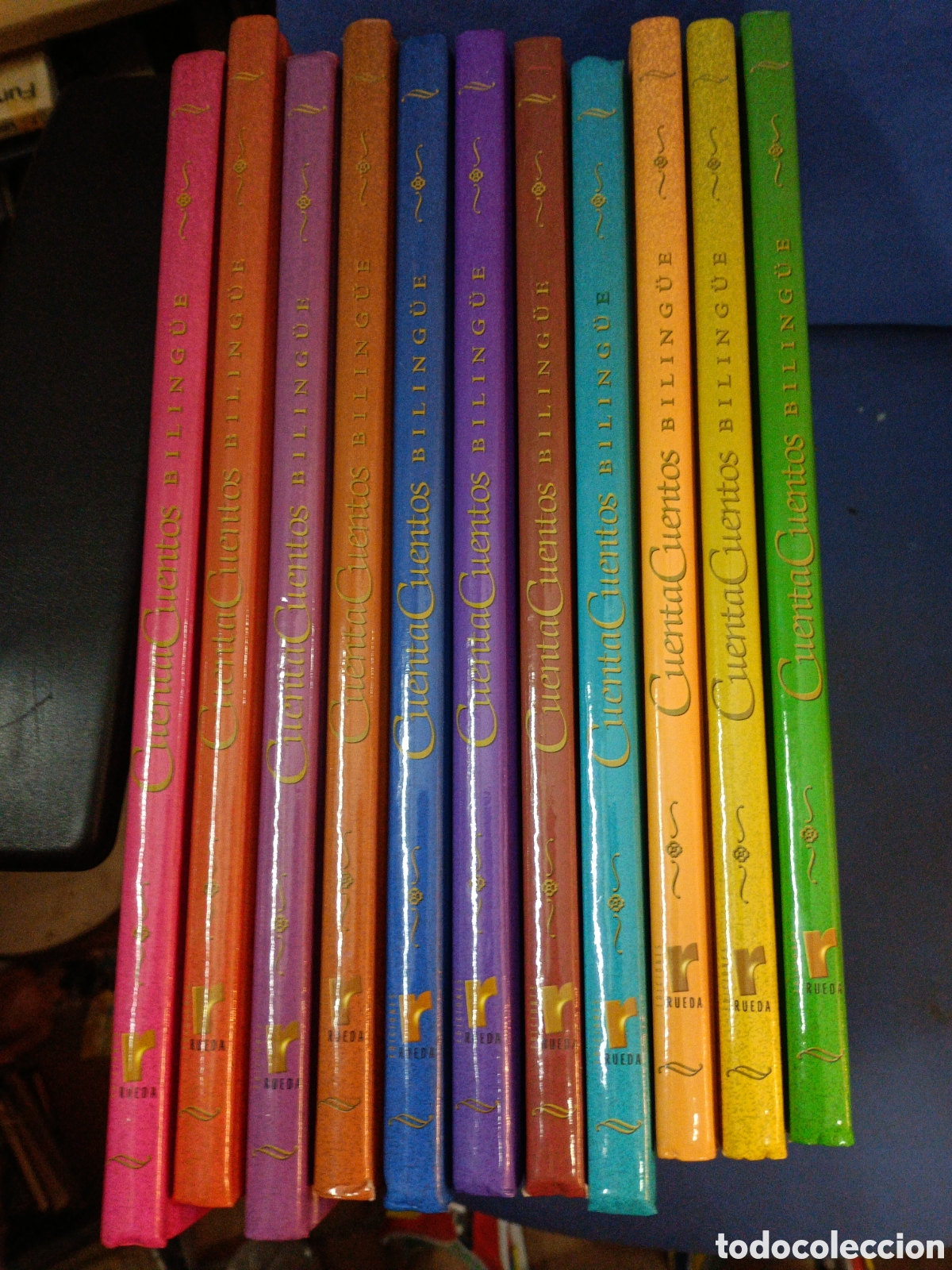Libros de segunda mano: CUENTACUENTOS BILING&Uuml;E. ESPA&Ntilde;OL-INGLES. 12 VOL. RUEDA, 2007 - Foto 4