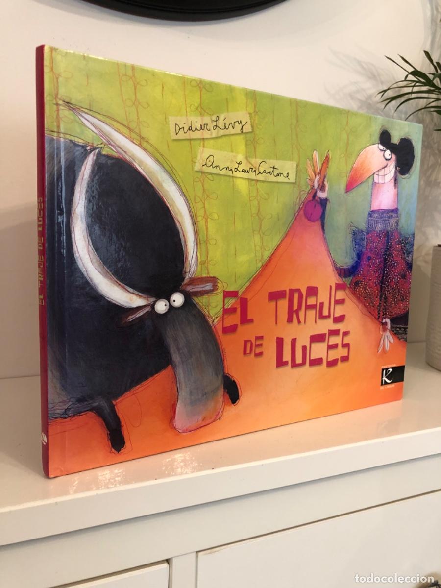 Libros de segunda mano: EL TRAJE DE LUCES DIDIER LEVY - Foto 1