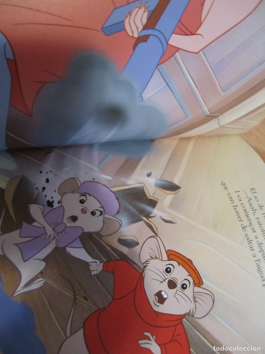Libros de segunda mano: libro els rescatadors disney en catalan - Foto 2