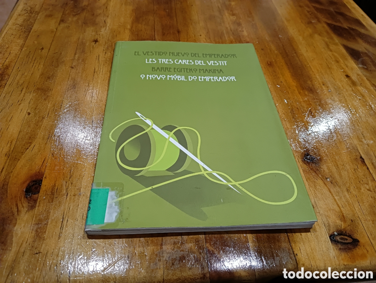 Libros de segunda mano: El vestido nuevo del emperador. - Foto 1