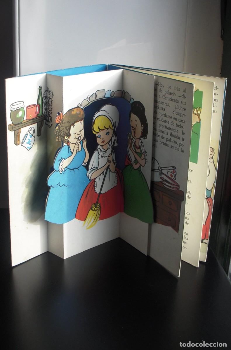 Libros de segunda mano: LOTE 7 CUENTOS TROQUELADOS Y 3D - Foto 13