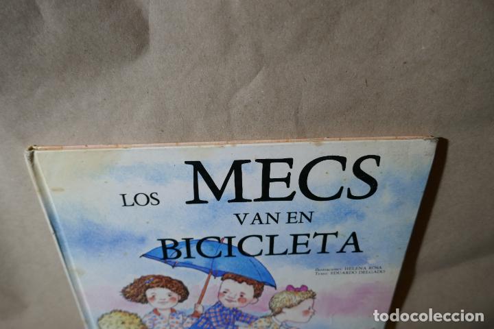 Libros de segunda mano: Els MECS VAN EN BICICLETA - Timun Mas - (en Catal&aacute;n) - Foto 4