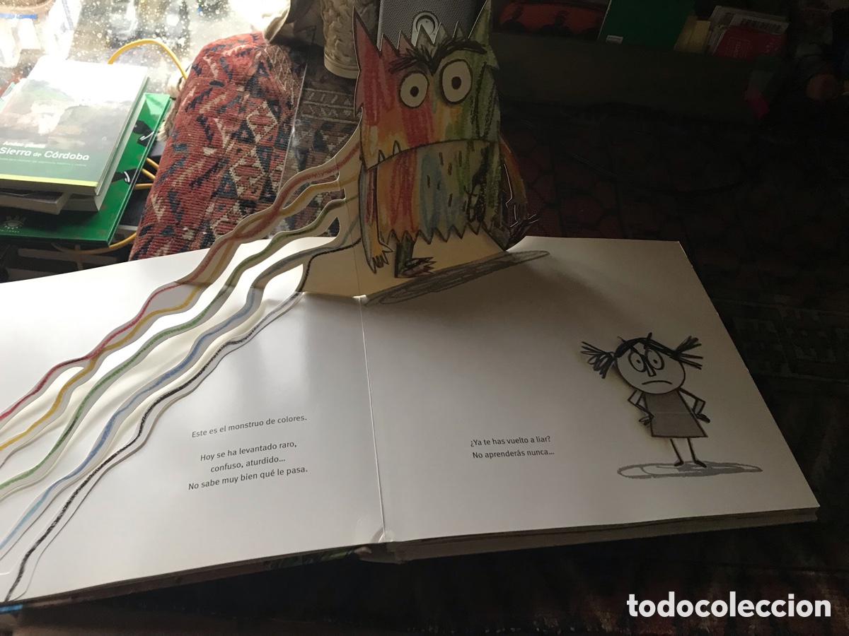 Libros de segunda mano: El monstruo de colores. Pop-up. Dif&iacute;cil - Foto 4