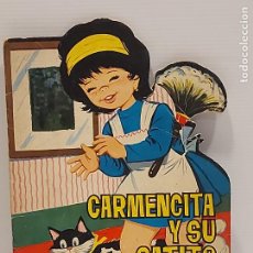 Libros de segunda mano: CARMENCITA Y SU GATITO / TROQUELADO TORAY-1964 / CON USO DE LA ÉPOCA