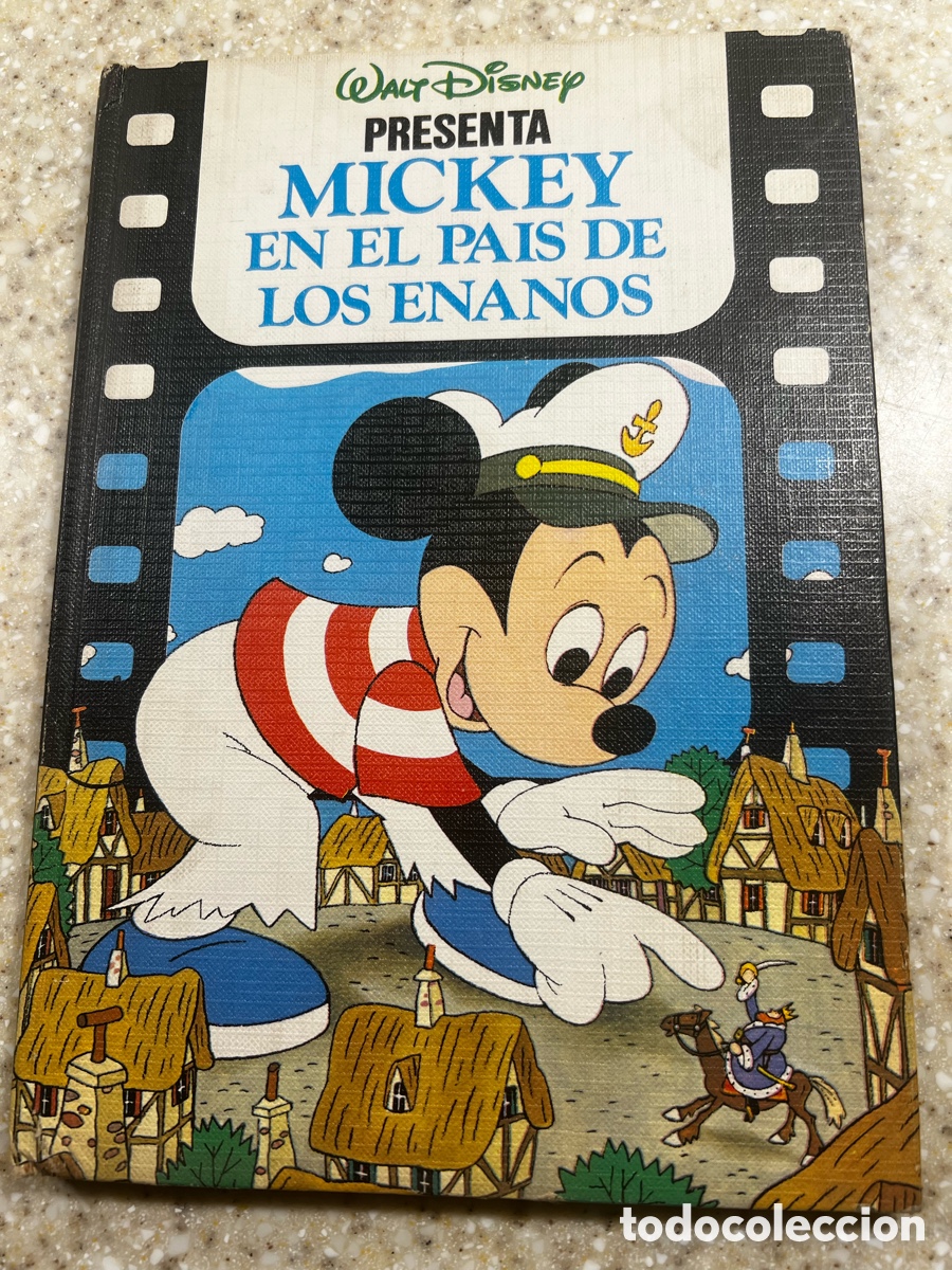 Libros de segunda mano: Cuento Walt Disney presenta Mickey en el pais de los Enanos - Foto 1