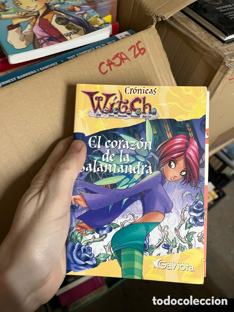 Libros de segunda mano: Caja26 CR&Oacute;NICAS WITCH - EL CORAZ&Oacute;N DE LA SALAMANDRA - Foto 1
