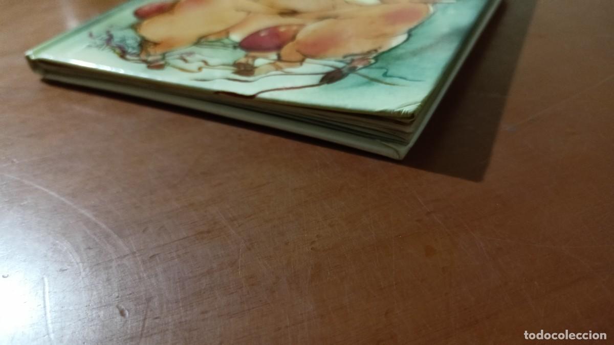 Libros de segunda mano: Los 3 cerditos - Alan Marks - Foto 3