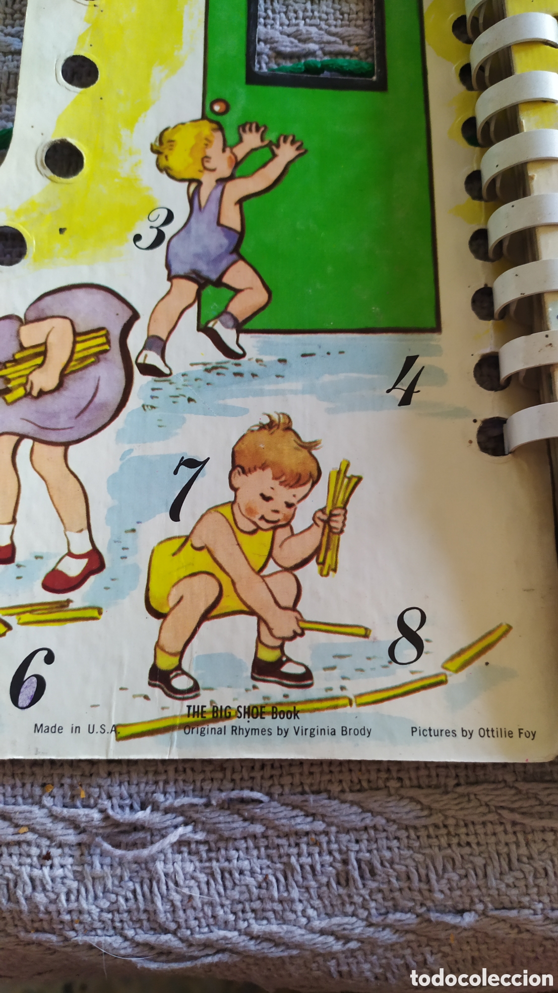 Libros de segunda mano: THE BIC SHOE BOOK. CUENTO ORIGINAL EN INGLES - Foto 5