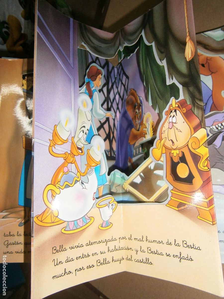 Libros de segunda mano: LA BELLA Y LA BESTIA - 3D - Foto 3