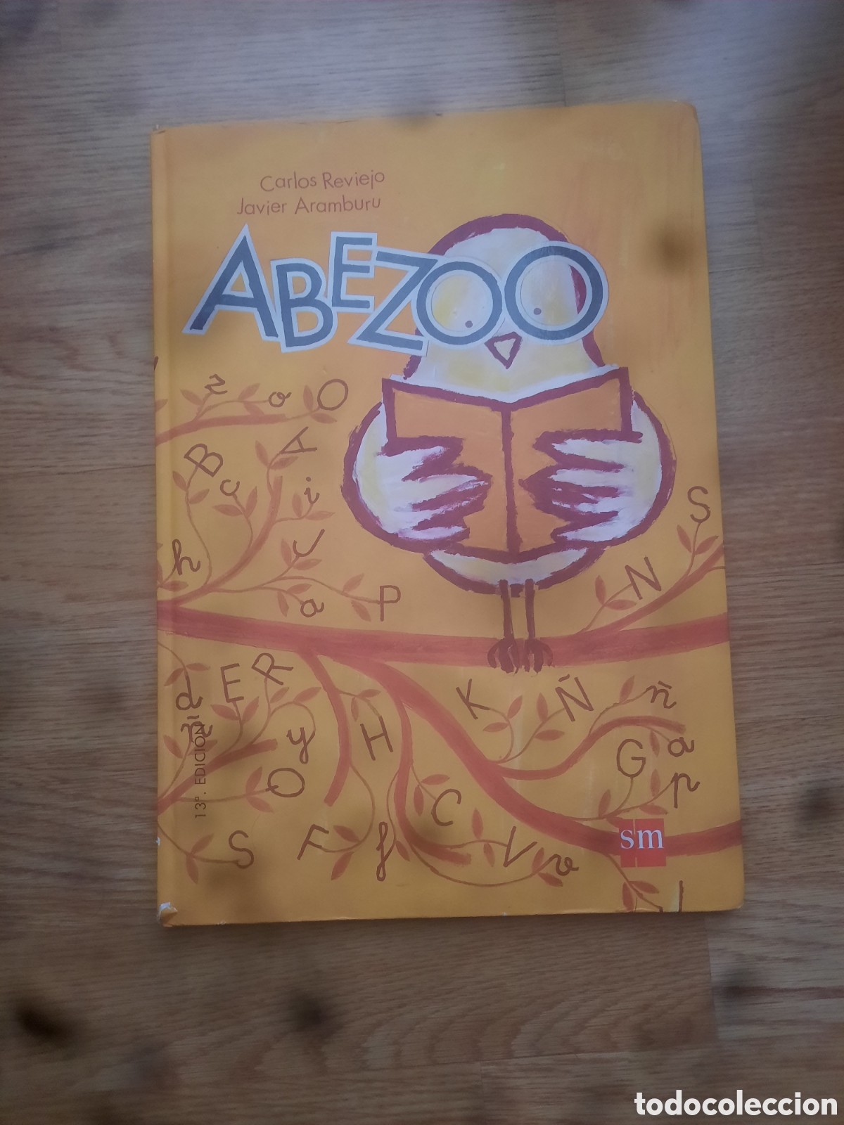 Libros de segunda mano: Abezoo libro infantil Carlos reviejo - Foto 1