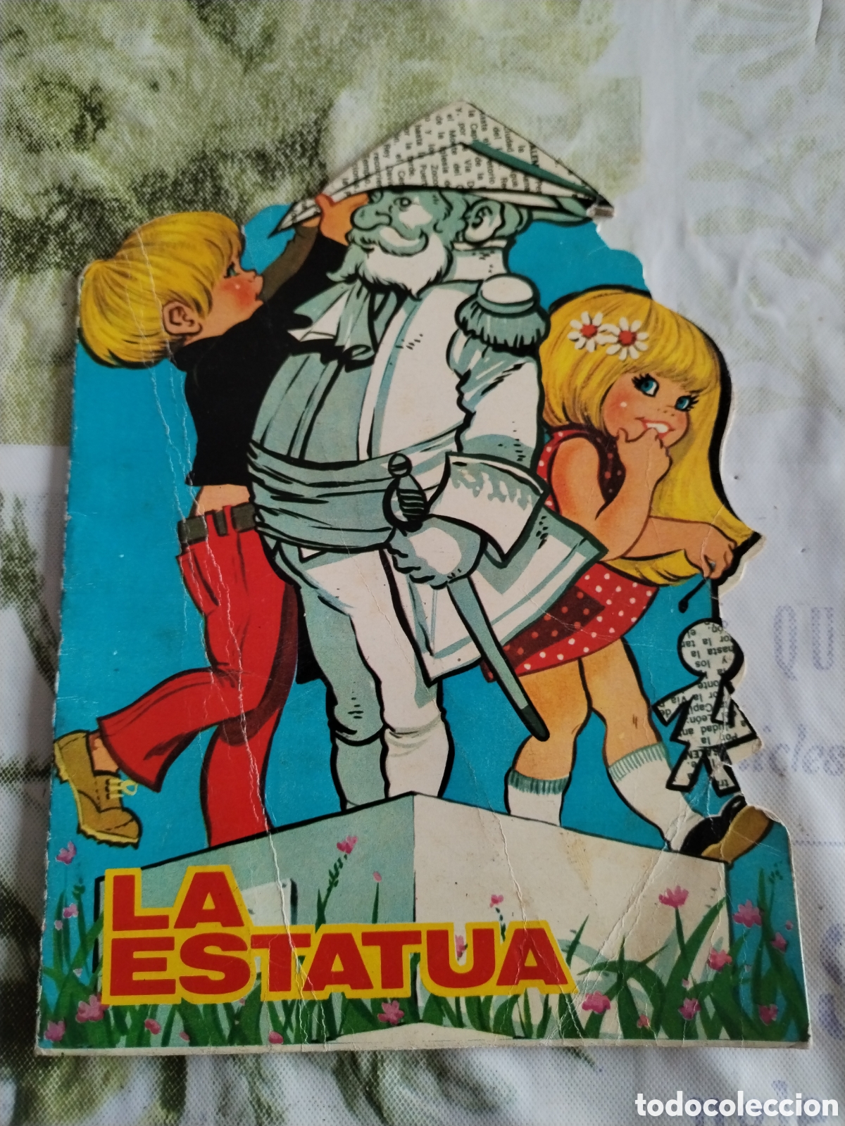 Libros de segunda mano: Cuento ediciones Toray La estatua 1968 Troquelado - Foto 1