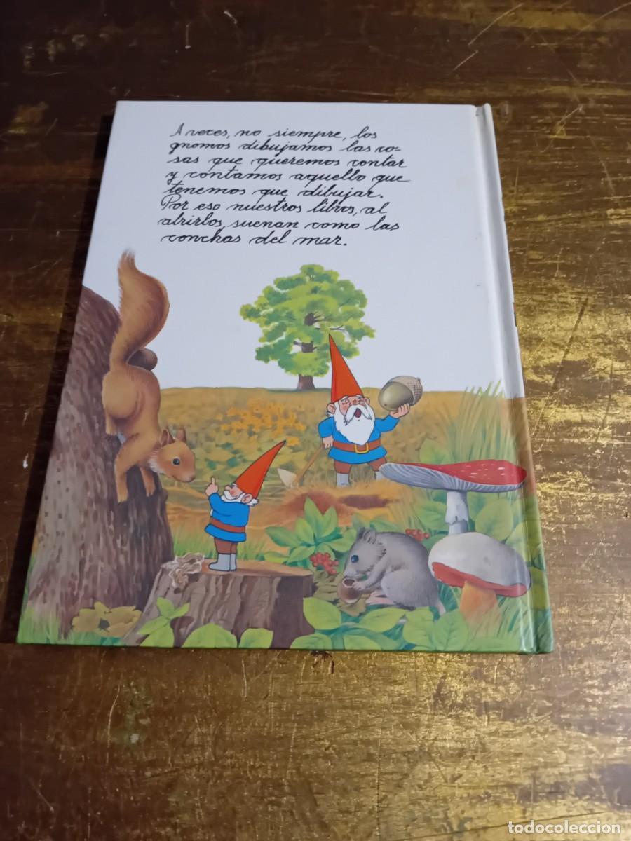 Libros de segunda mano: El libro secreto de los gnomos tomo 3 - Foto 3