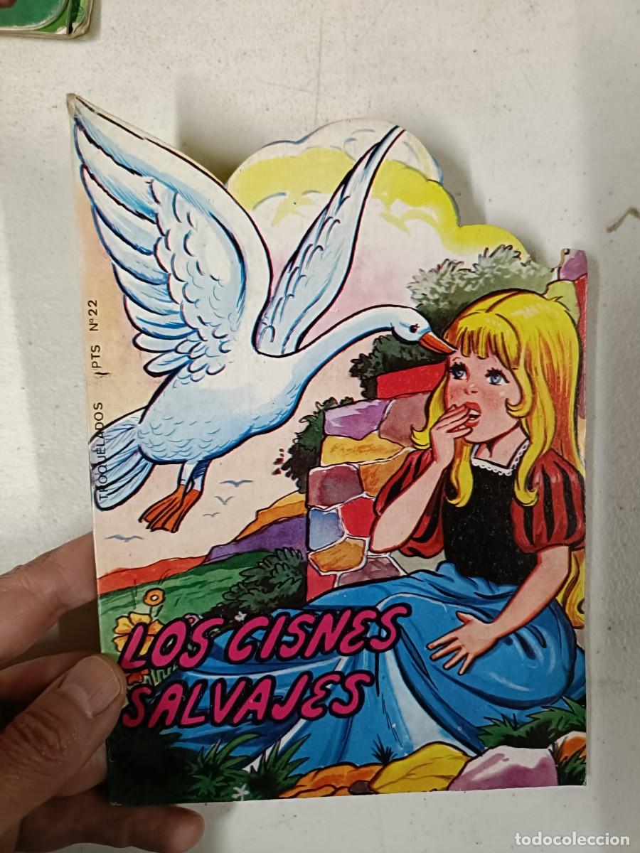Libros de segunda mano: Cuento los cisnes salvajes - Foto 1