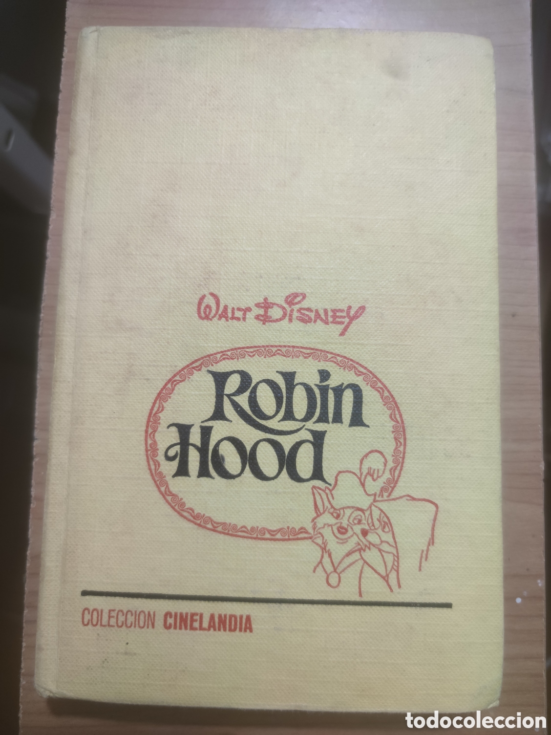 Libros de segunda mano: ROBIN HOOD (LIBRO). . - Foto 1