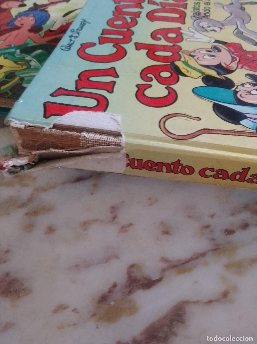 Libros de segunda mano: Un cuento cada d&iacute;a de reader,s,digest - Foto 2