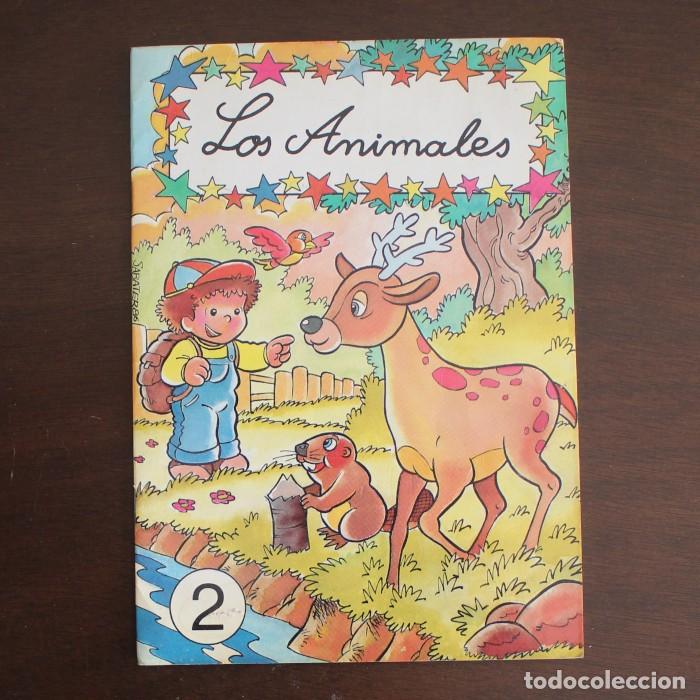 Libros de segunda mano: CUENTO ILUSTRADO JUEGA Y DIVIERTETE 2 LOS ANIMALES, CODIMA 1986
