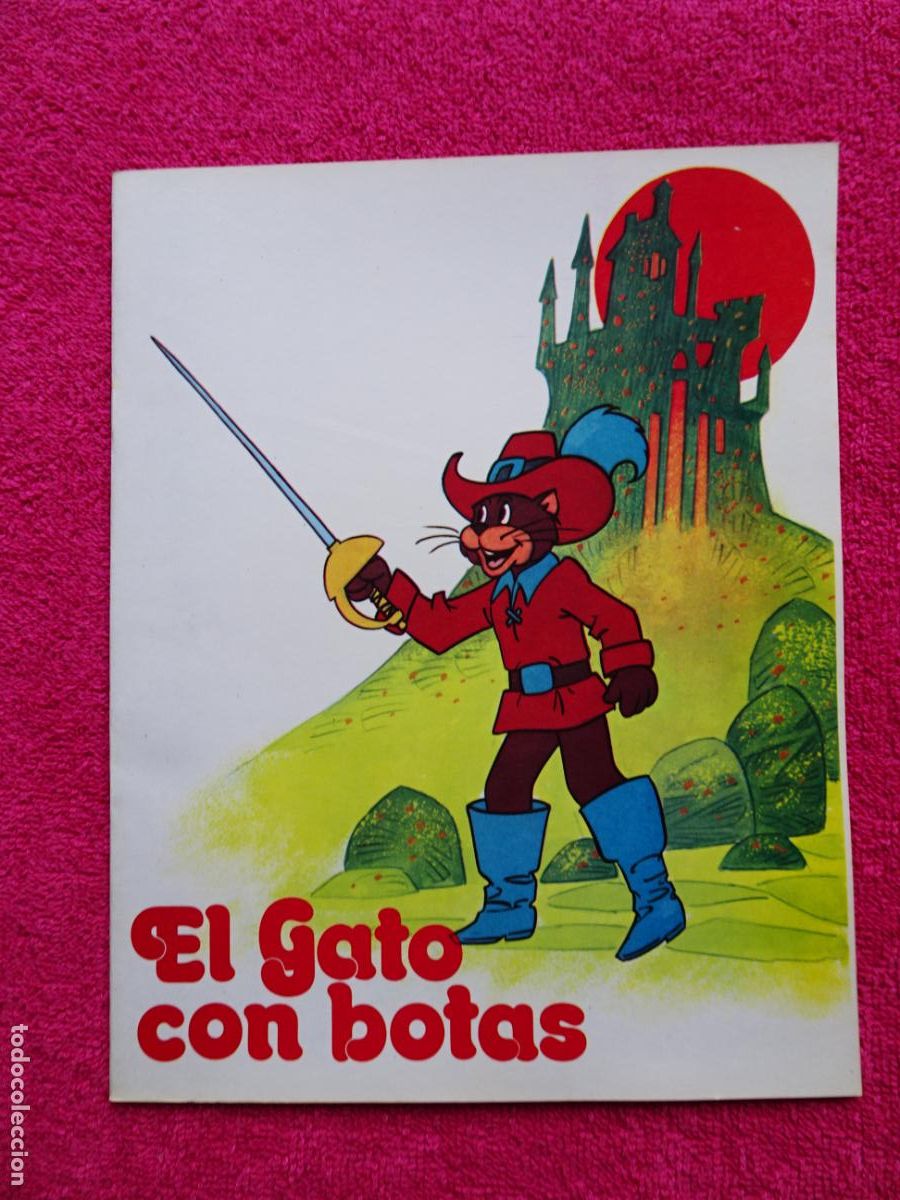 Libros de segunda mano: el gato con botas 2 editorial castellana 1981 - Foto 1