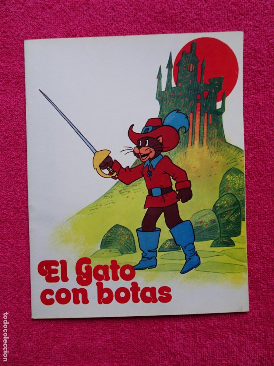 Libros de segunda mano: el gato con botas 2 editorial castellana 1981 - Foto 1