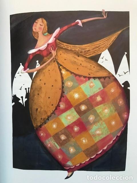 Libros de segunda mano: Cuentos: Andersen, Grimm y las Mil y una Noches- Edelvives 2003 - Foto 3