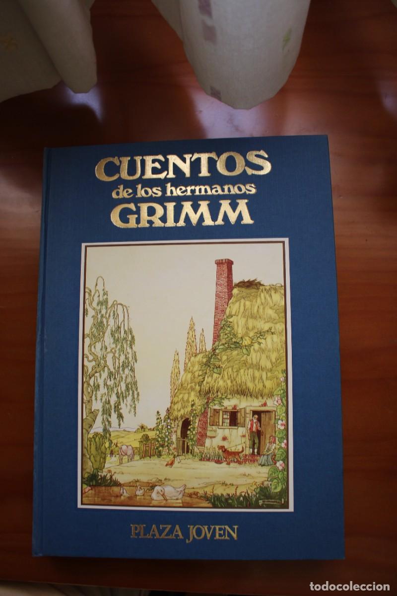 Libros de segunda mano: CUENTOS DE LOS HERMANOS GRIMM. Plaza Joven. - Foto 1