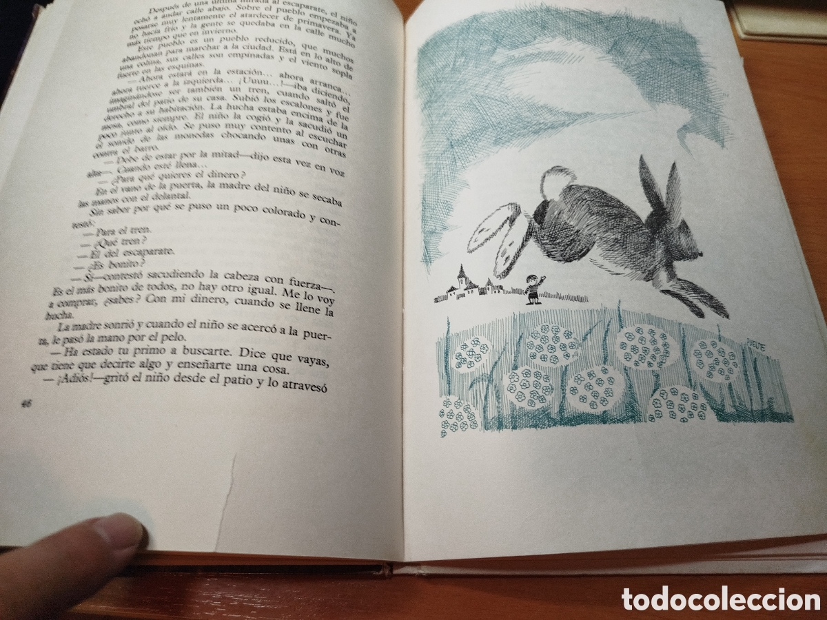 Libros de segunda mano: Viv&iacute;a en el bosque. &Aacute;ngela ionescu. - Foto 2