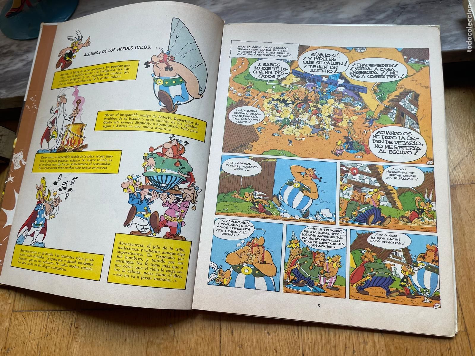 Libros de segunda mano: LOTE 2 CUENTOS DE ASTERIX - Foto 2