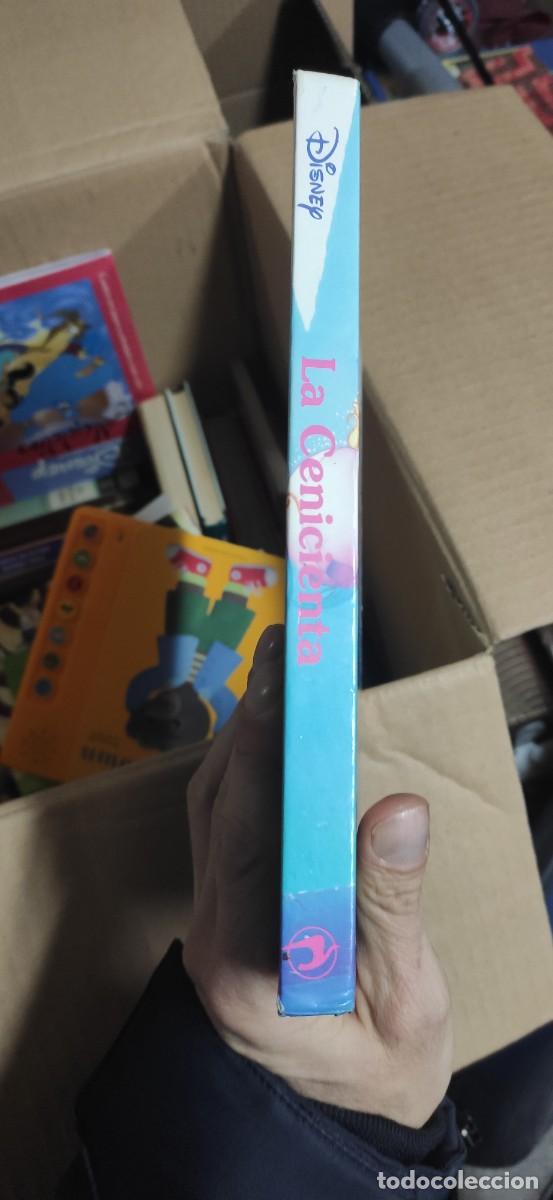 Libros de segunda mano: Libro La Cenicienta, Los cl&aacute;sicos Disney - Foto 3