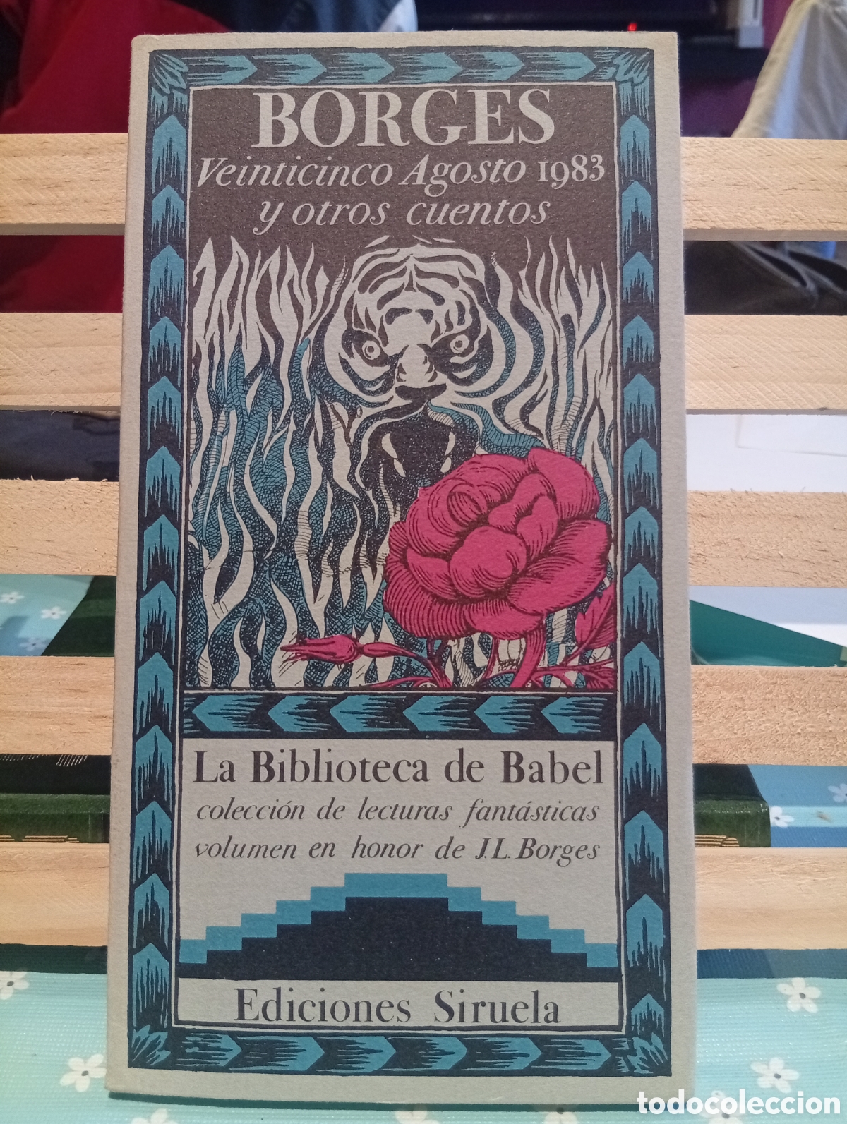 Gebrauchte B&uuml;cher: Veinticinco Agosto 1983 y otros cuentos. Borges. La Biblioteca de Babel