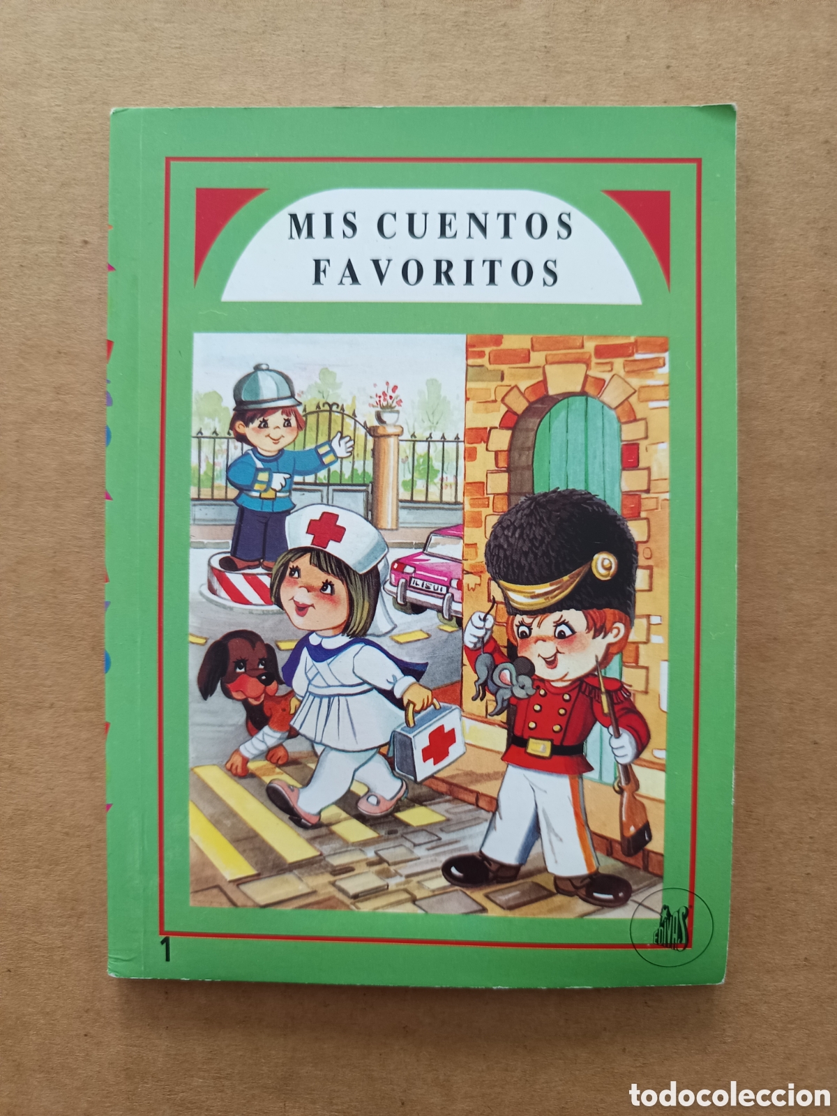 Libri di seconda mano: Mis Cuentos Favoritos Volumen 1 (Edivas, 1994). Por Carlos Busquets.
