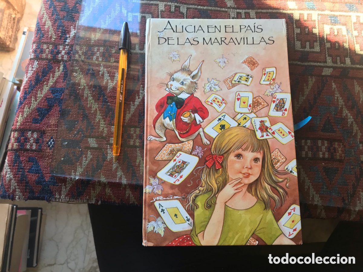 Gebrauchte B&uuml;cher: Alicia en el pa&iacute;s de las maravillas. Diorama cl&aacute;sico.