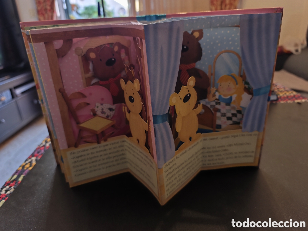 Libros de segunda mano: CUENTO RICITOS DE ORO EN 3D UN LIBRO CARRUSEL - SM - Foto 5